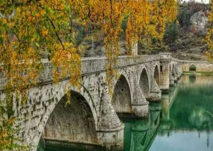 Višegrad, krstarenje Drinom, Andrićgrad i Šarganska osmica